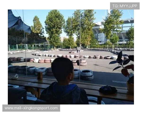 俱乐部设立专门青少年发展部 细化管理措施，青少年俱乐部核心服务内容