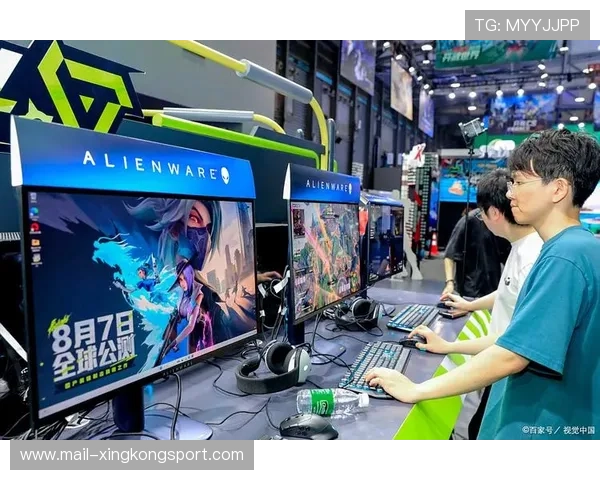 电竞游戏观战功能升级成为赛事吸引力新亮点,电竞对战观影区图片 电竞游戏观战功能升级成为赛事吸引力新亮点,电竞对战观影区图片