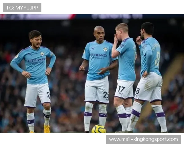 曼城持续围攻禁区，曼城被禁赛是什么原因